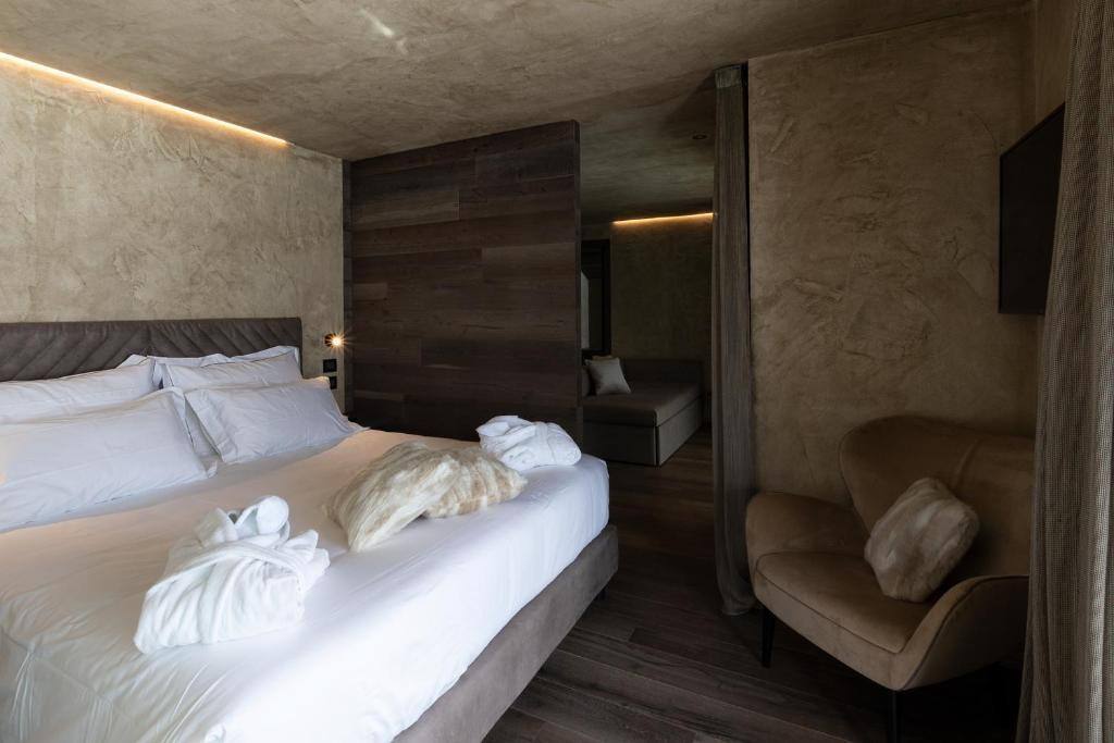 Suite con letto e poltrona